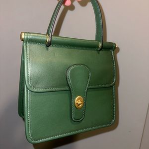 Green Coach Willis Top Handle 18
